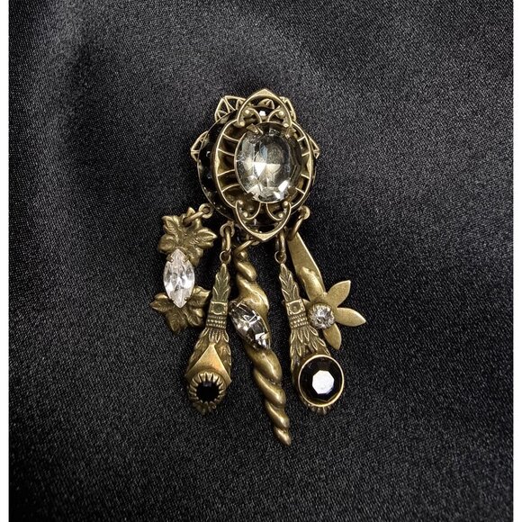 Rare Find Vintage Sorrelli Gold-Tone Crystal Dangle Brooch With Intricate Charms - Picture 2 of 7